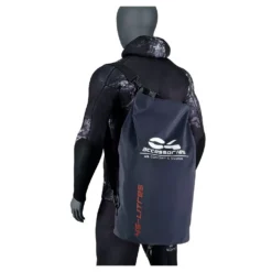 Logo 10L Dry Pack -Marine Explorer c4 logo 10l dry pack 3